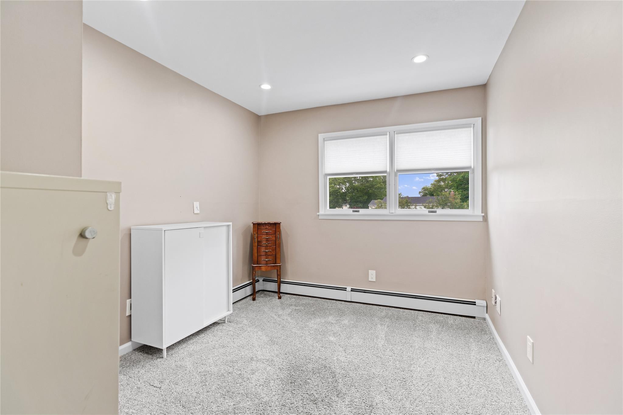 79 Birch Street, Lake Grove, New York image 32