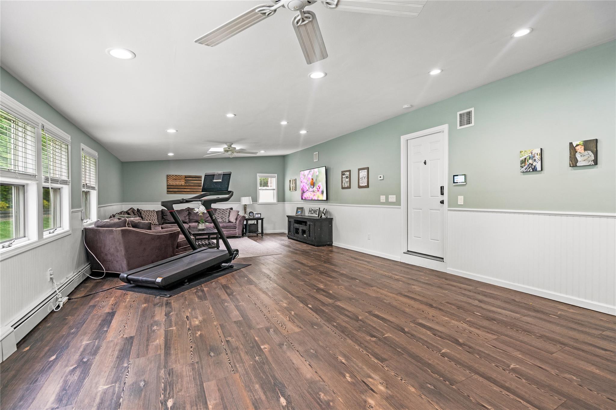 79 Birch Street, Lake Grove, New York image 20