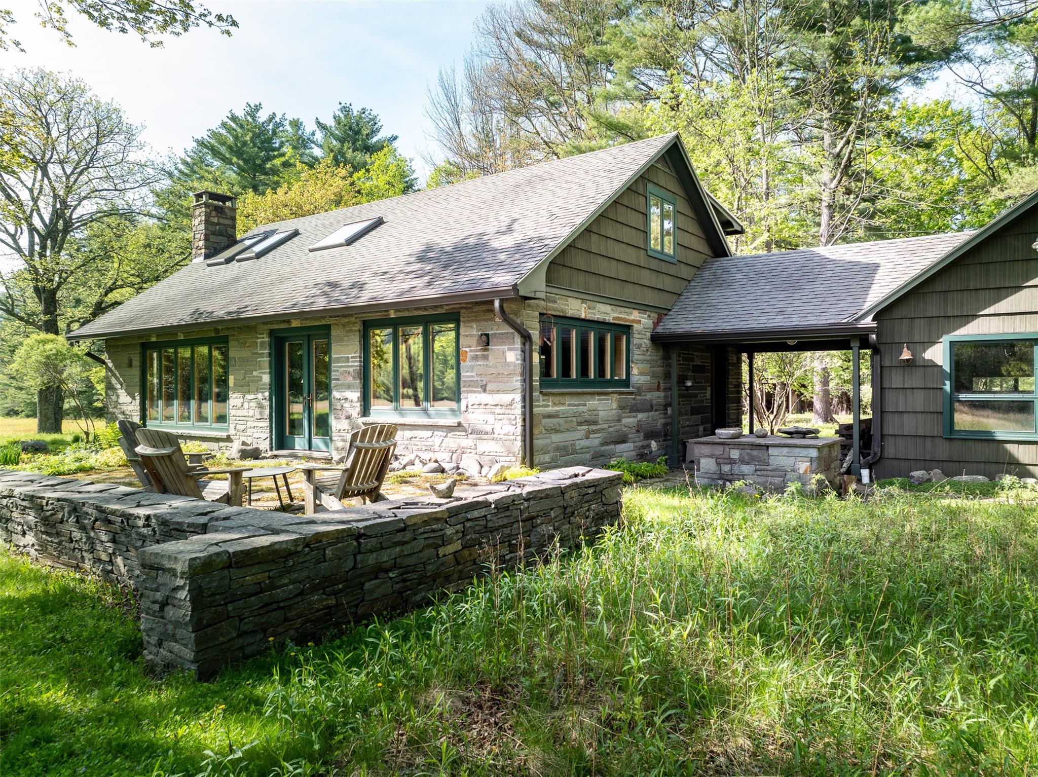 11 Louie Way, Woodstock, New York image 27