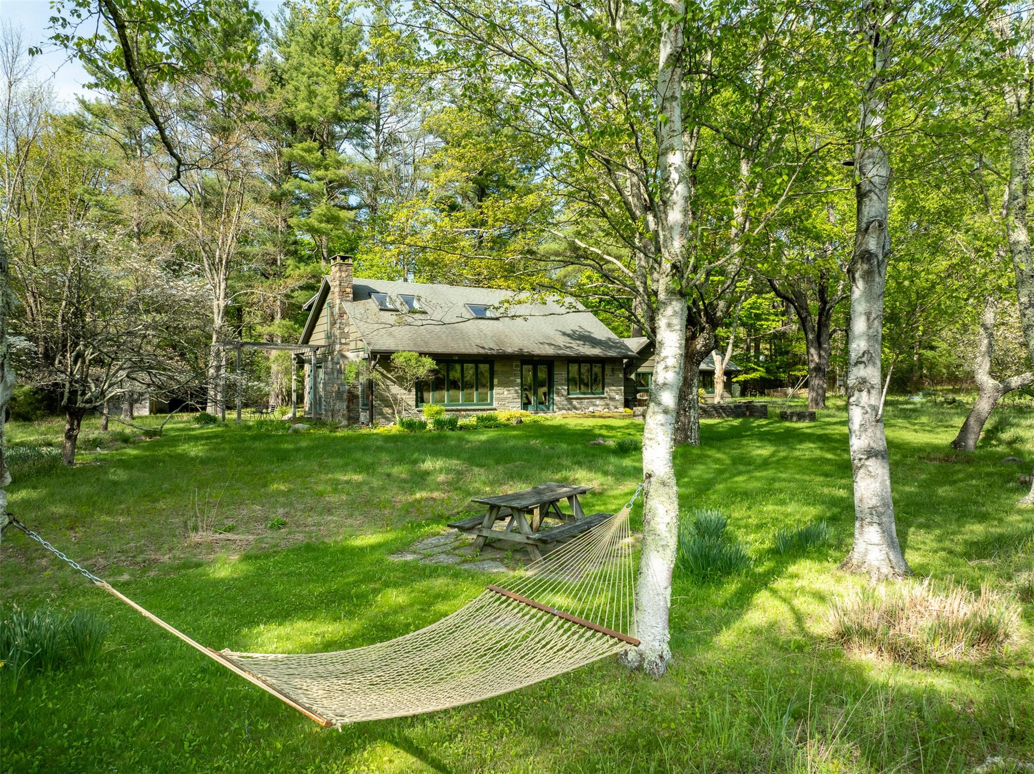 11 Louie Way, Woodstock, New York image 32