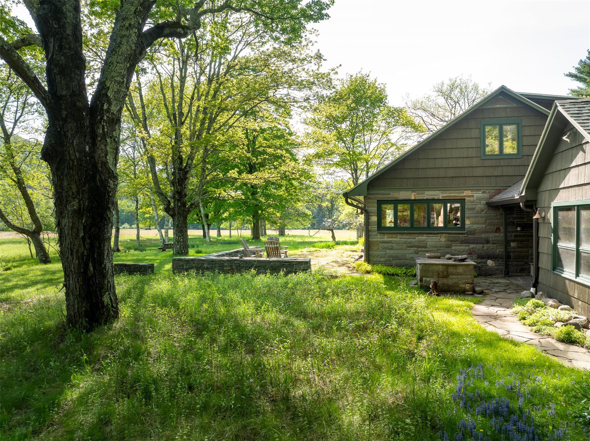 11 Louie Way, Woodstock, New York image 25