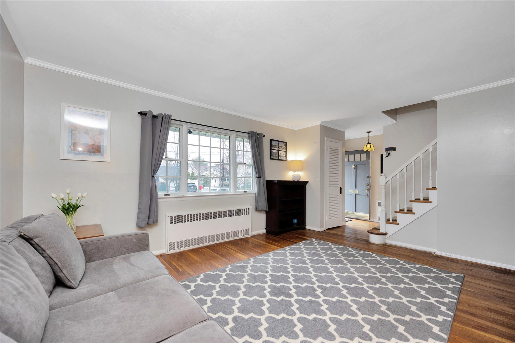 1493 N Meadow Road, Merrick, New York image 7