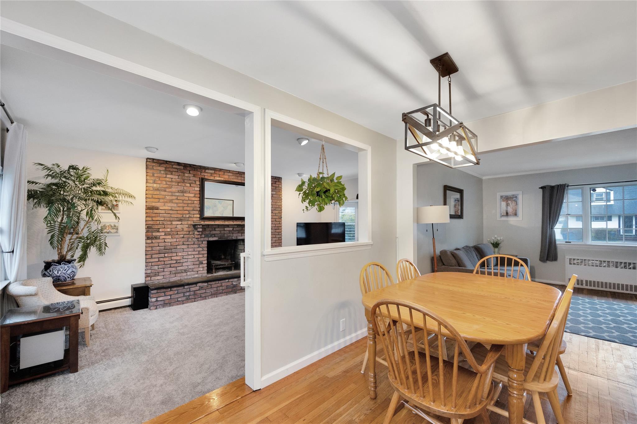 1493 N Meadow Road, Merrick, New York image 9
