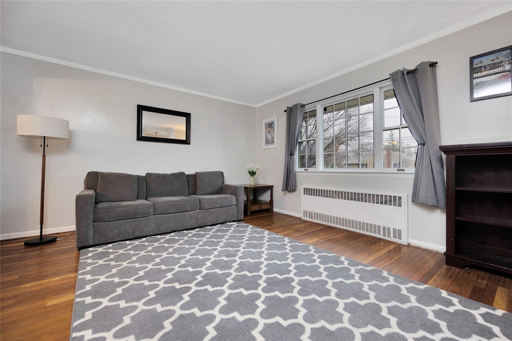 1493 N Meadow Road, Merrick, New York image 5