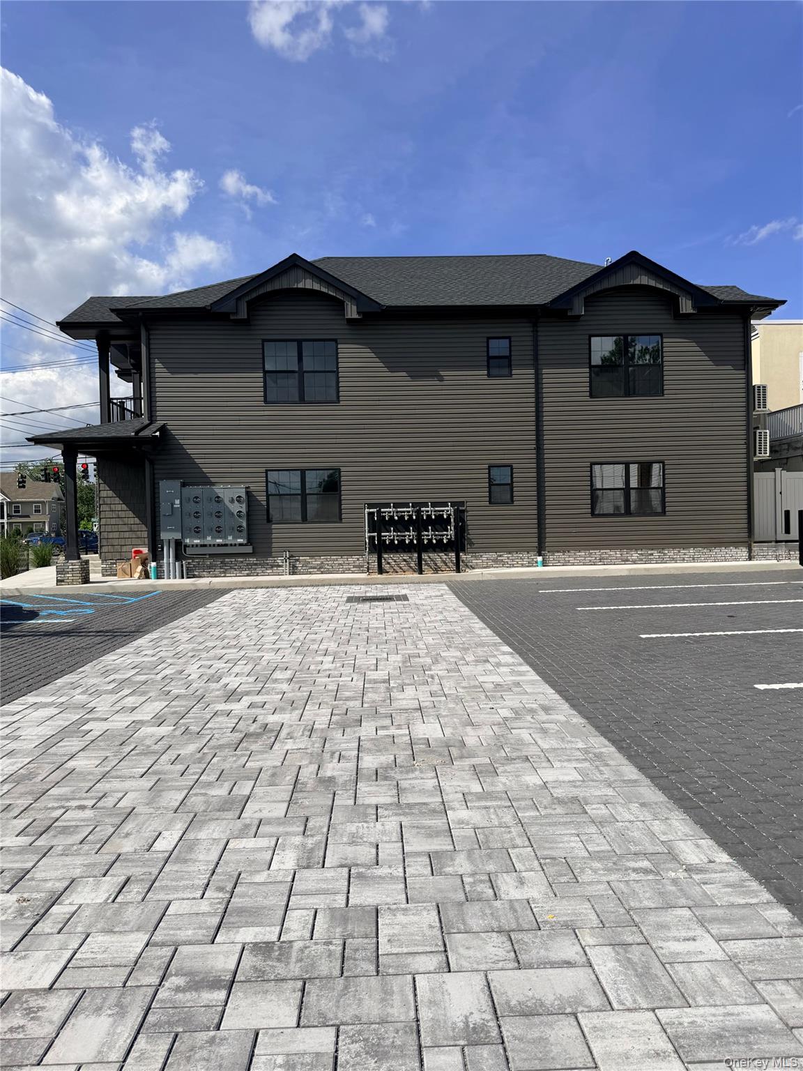 1220 Doges Promenade 1A