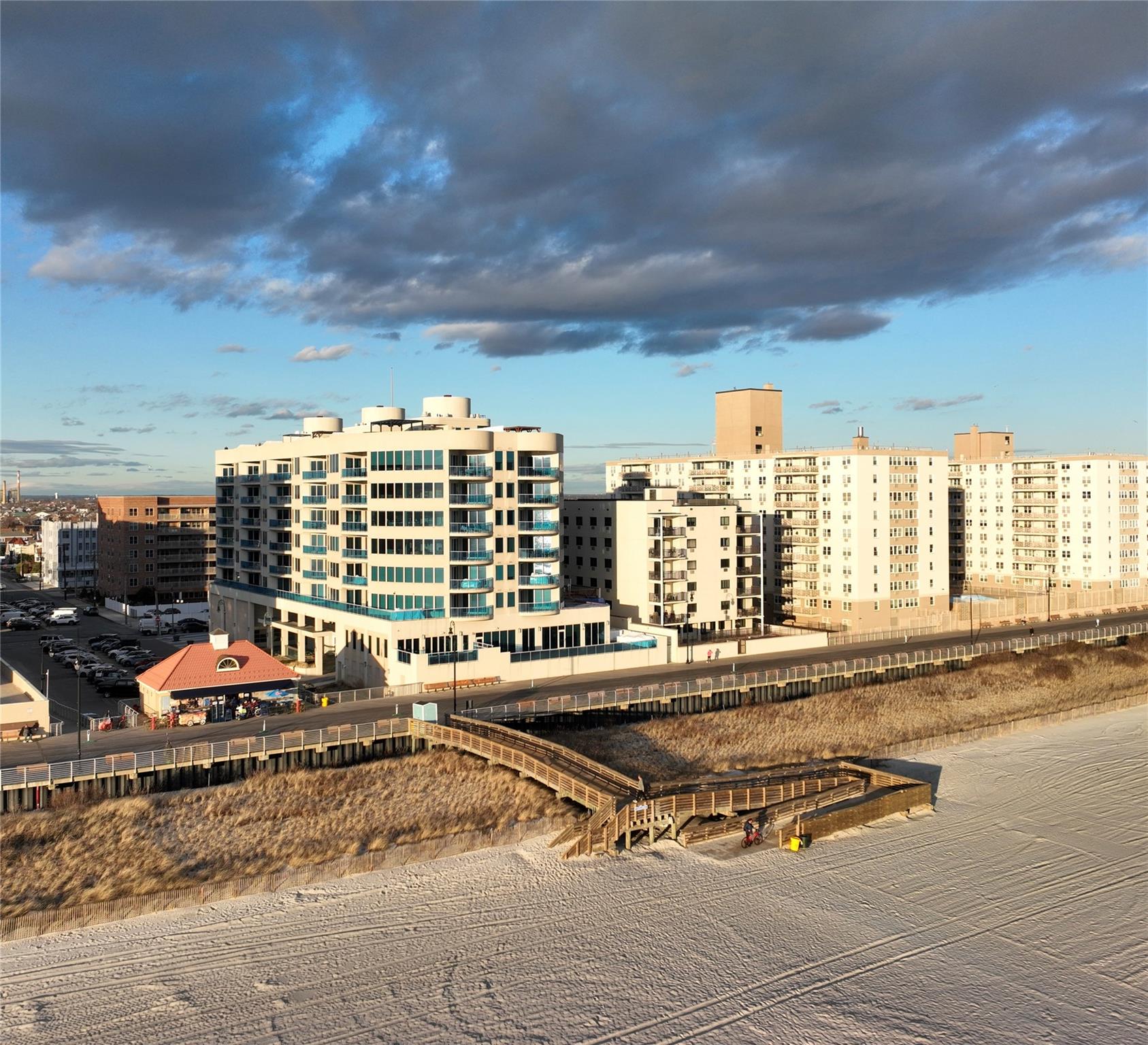 403 E Boardwalk #PH 802, Long Beach, New York image 3