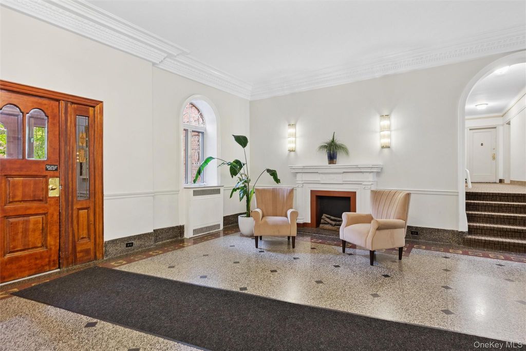 Photo of 111-39 76th Road #D8, Forest Hills, NY 11375 (MLS # 962112)