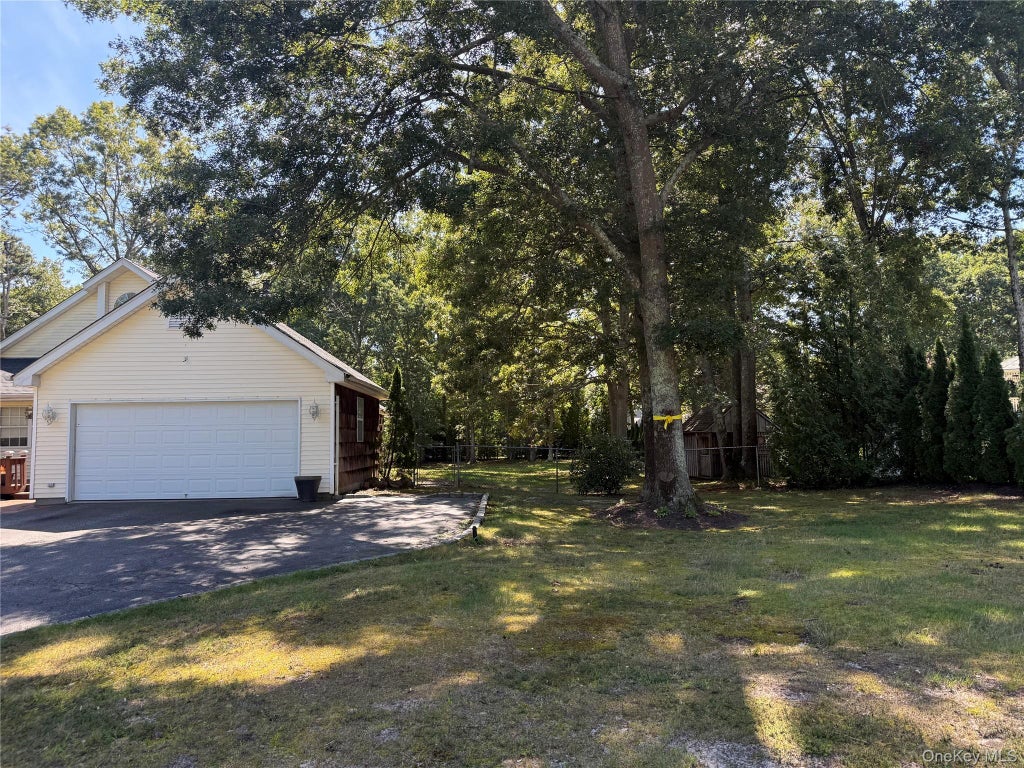 Photo of 4 Thunderbird Court, Shoreham, NY 11786 (MLS # 1048678)
