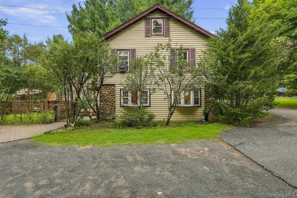 164 WOODLAND AVE, PEARL RIVER, NY 10965 - Image c4e2dd5aa2ec4d4227ea38a880f02be4/2079326219