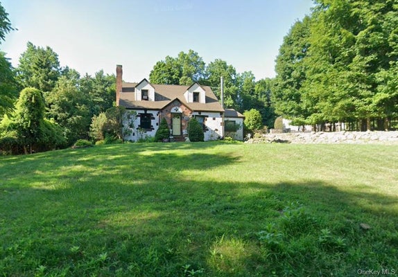 99 SMITH HILL RD, AIRMONT, NY 10952 - Image c4eac0e74ee2fa2c308f1b833080071d/850609673