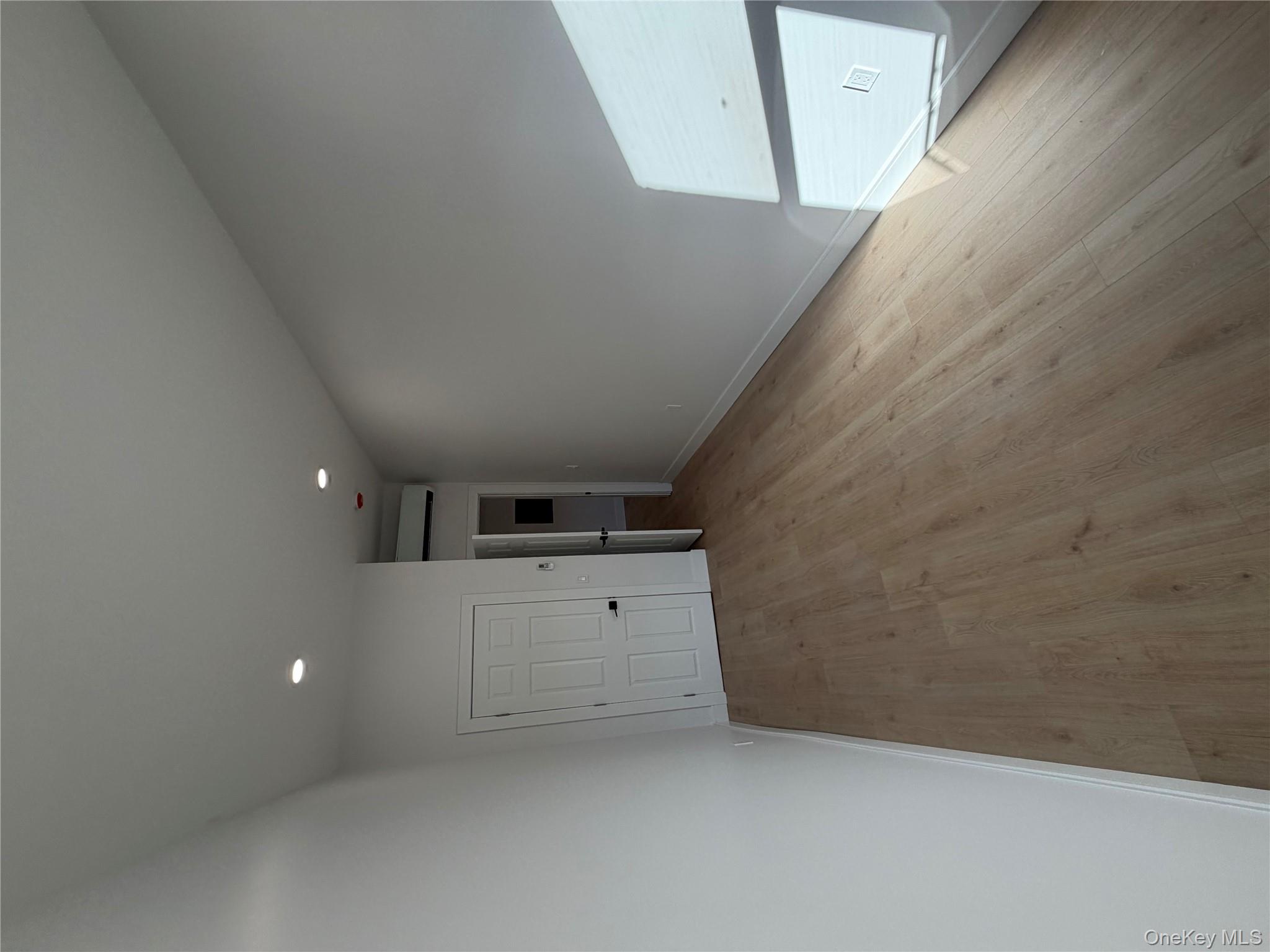 Beacon, New York 12508, United States, 1 Bedroom Bedrooms, ,1 BathroomBathrooms,Residential,Active,249515