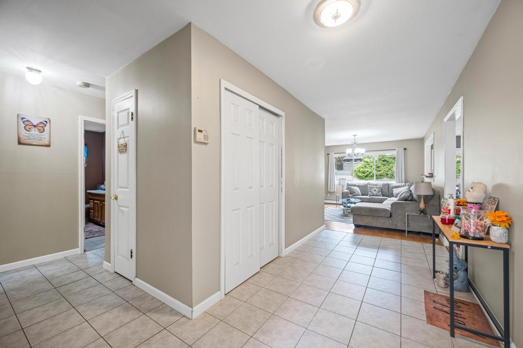 35 Timber Trail Lane, Medford, New York image 10