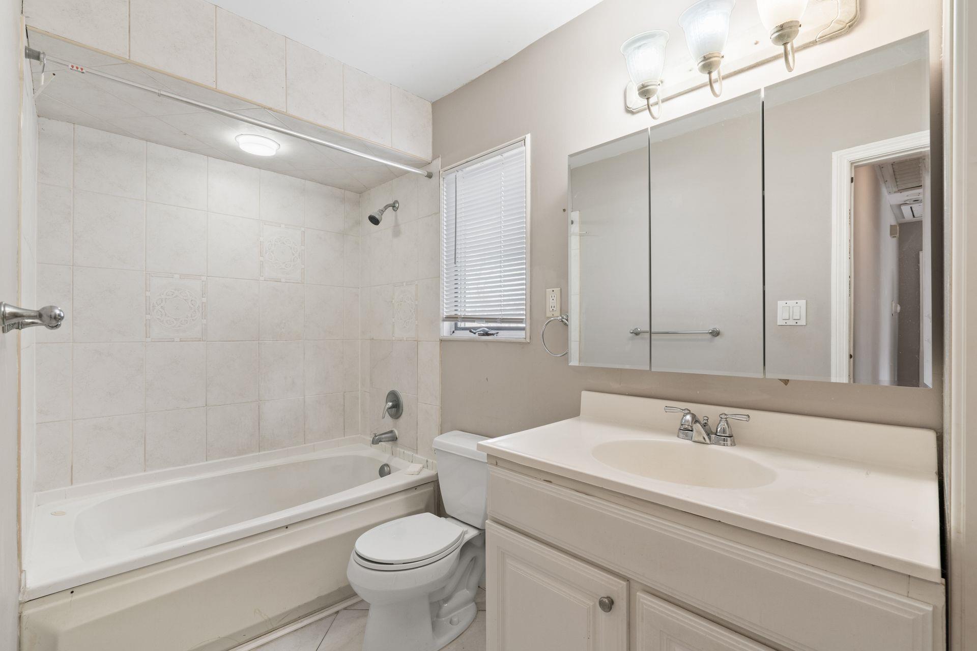 5 Sun Haven Lane, Commack, New York image 22