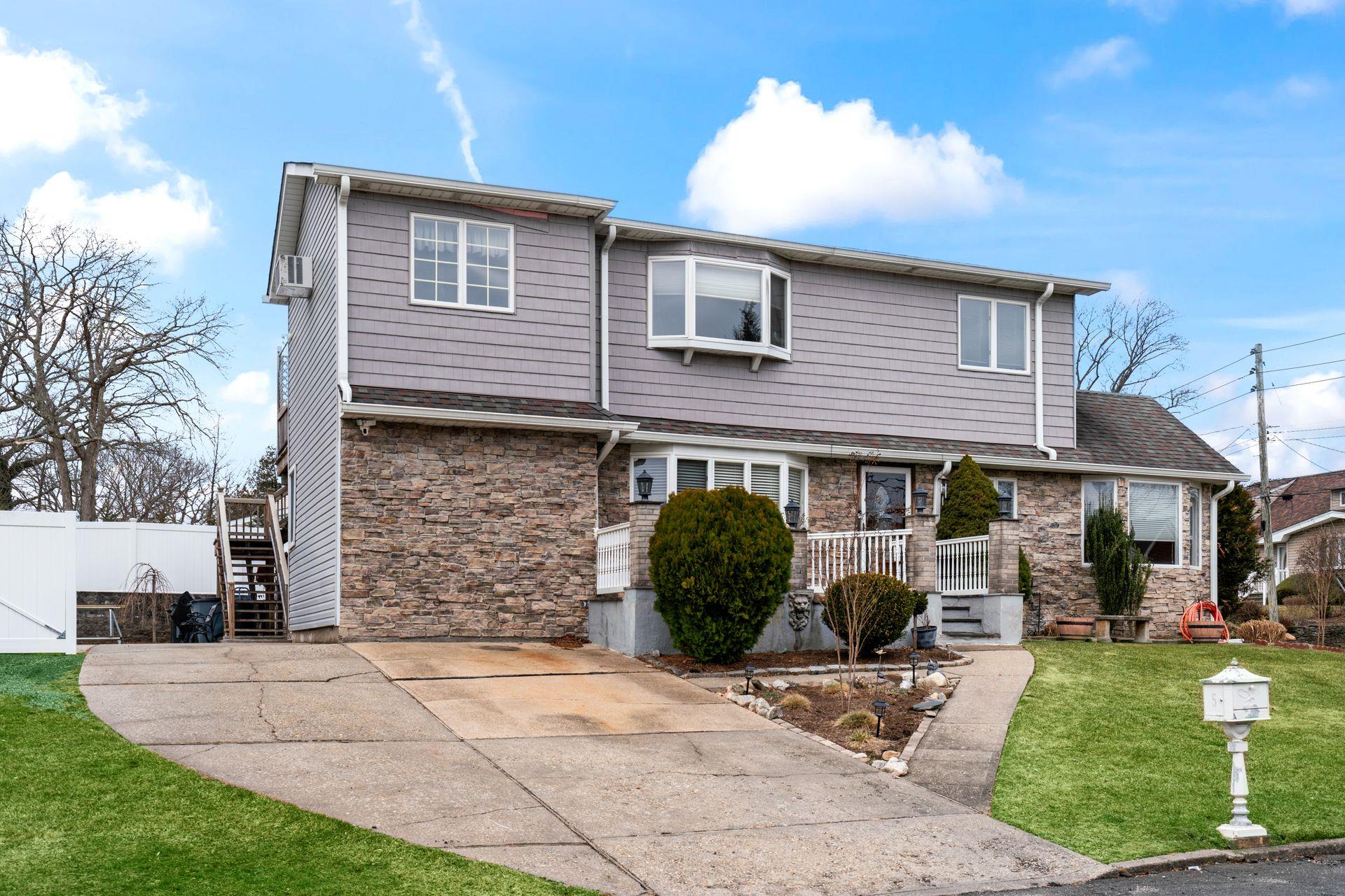 5 Sun Haven Lane, Commack, New York image 3