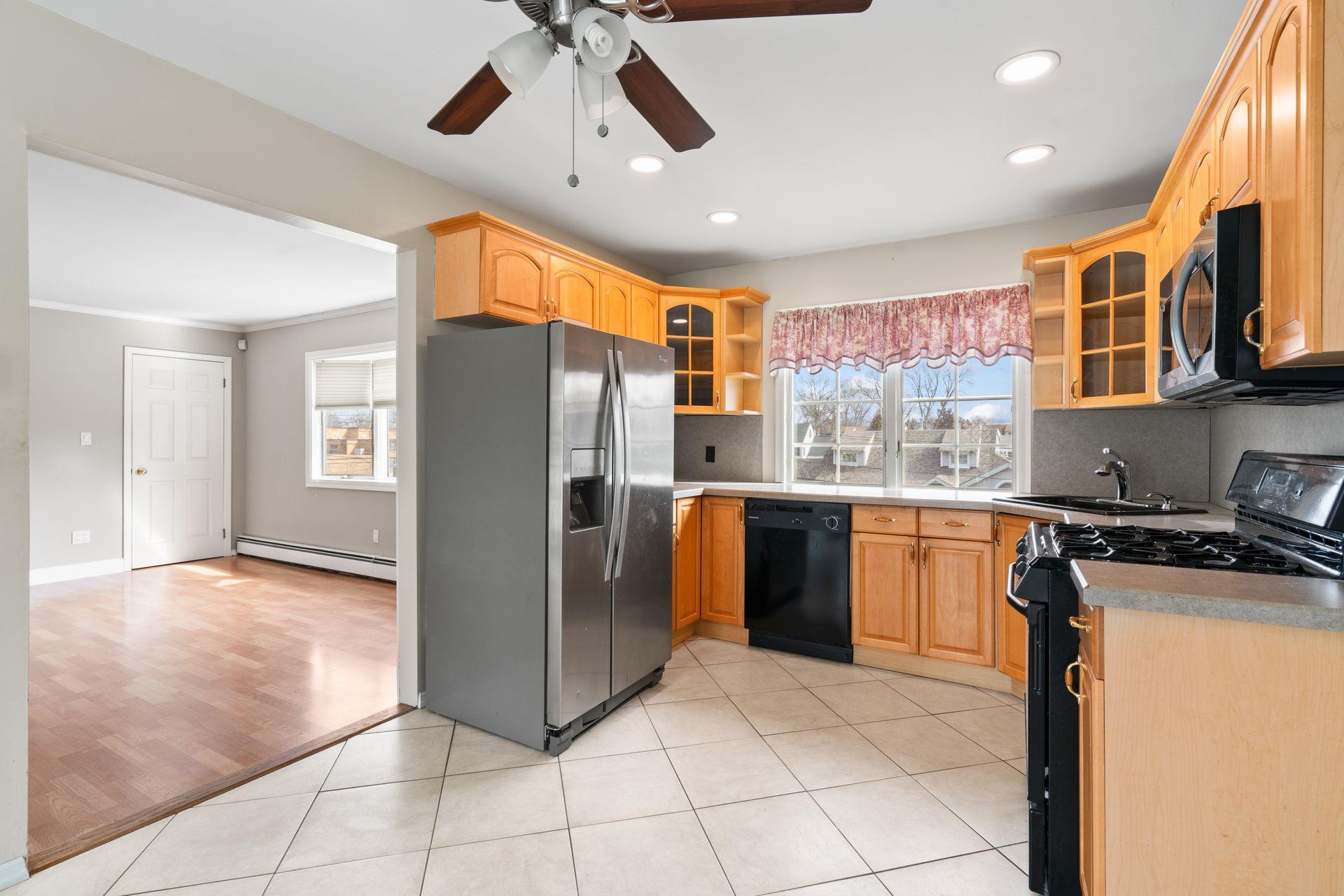 5 Sun Haven Lane, Commack, New York image 14