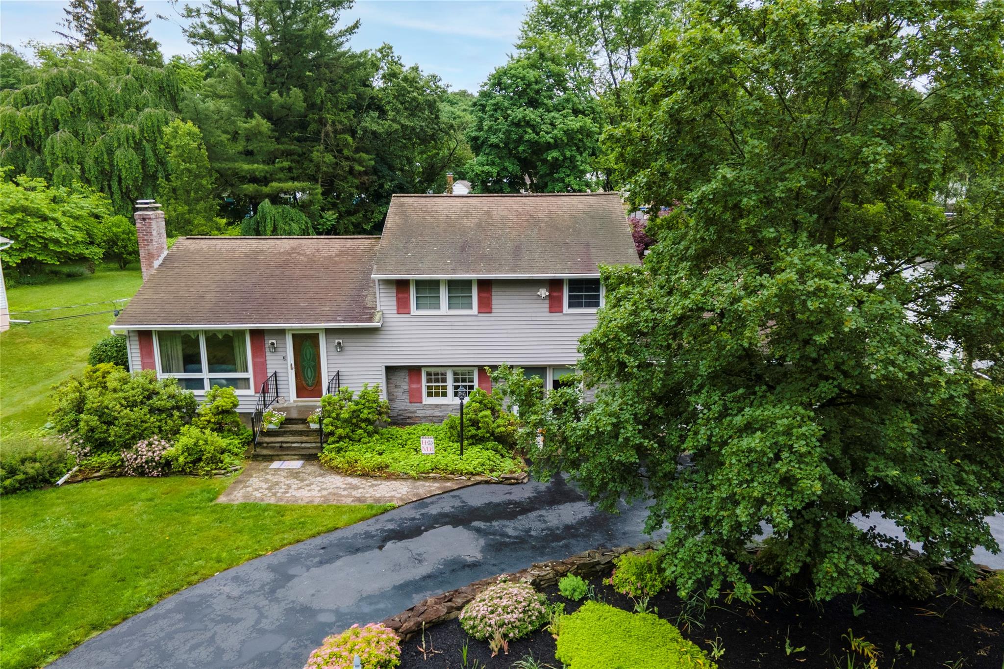 41 Circle Drive