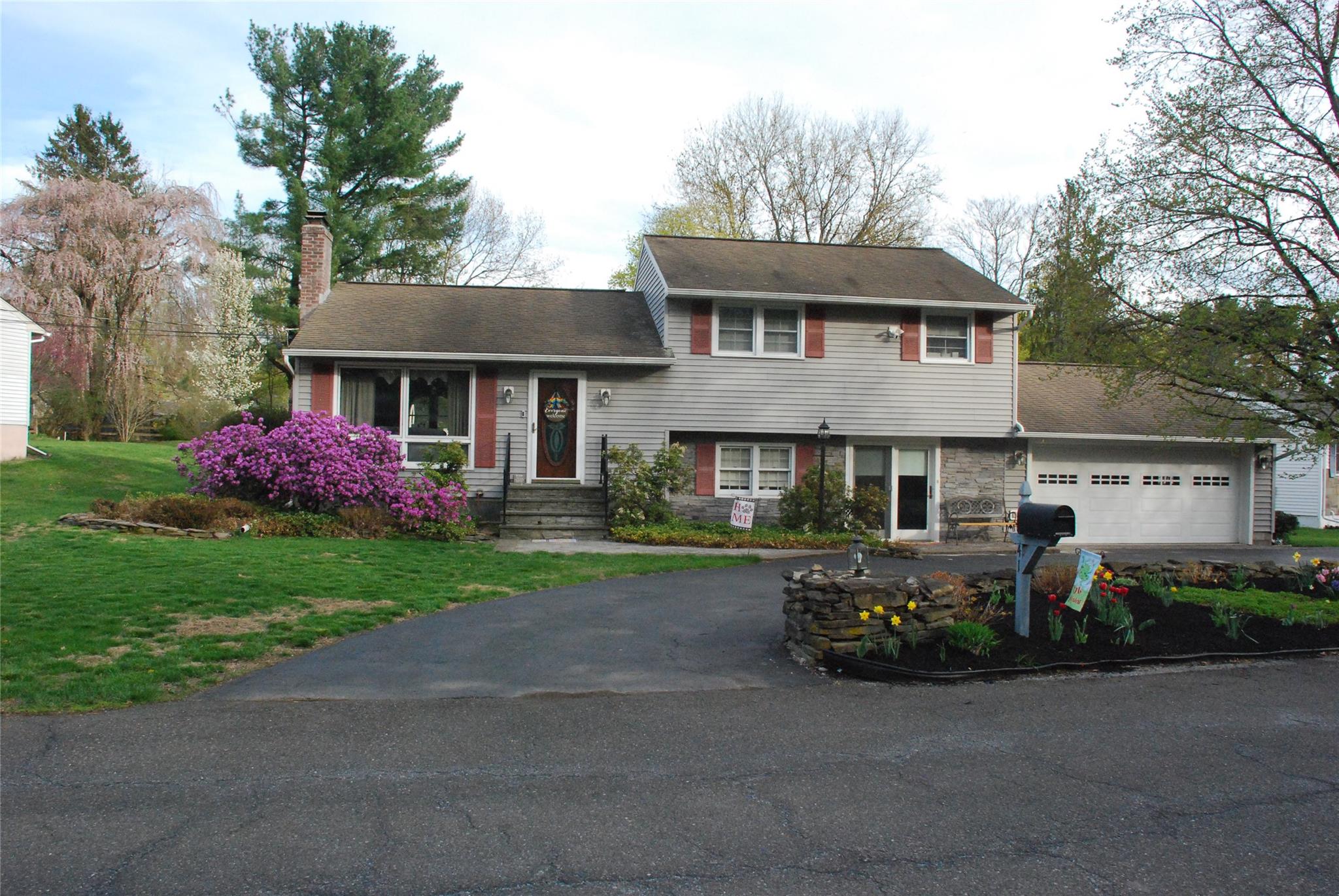 41 Circle Drive