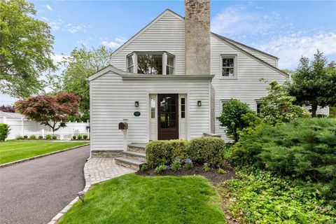 182 Carlton Terrace Stewart Manor NY 11530
