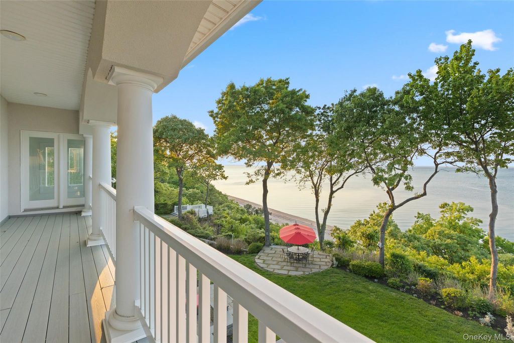 Photo of 15 Stephans Path, Port Jefferson, NY 11777 (MLS # 926947)