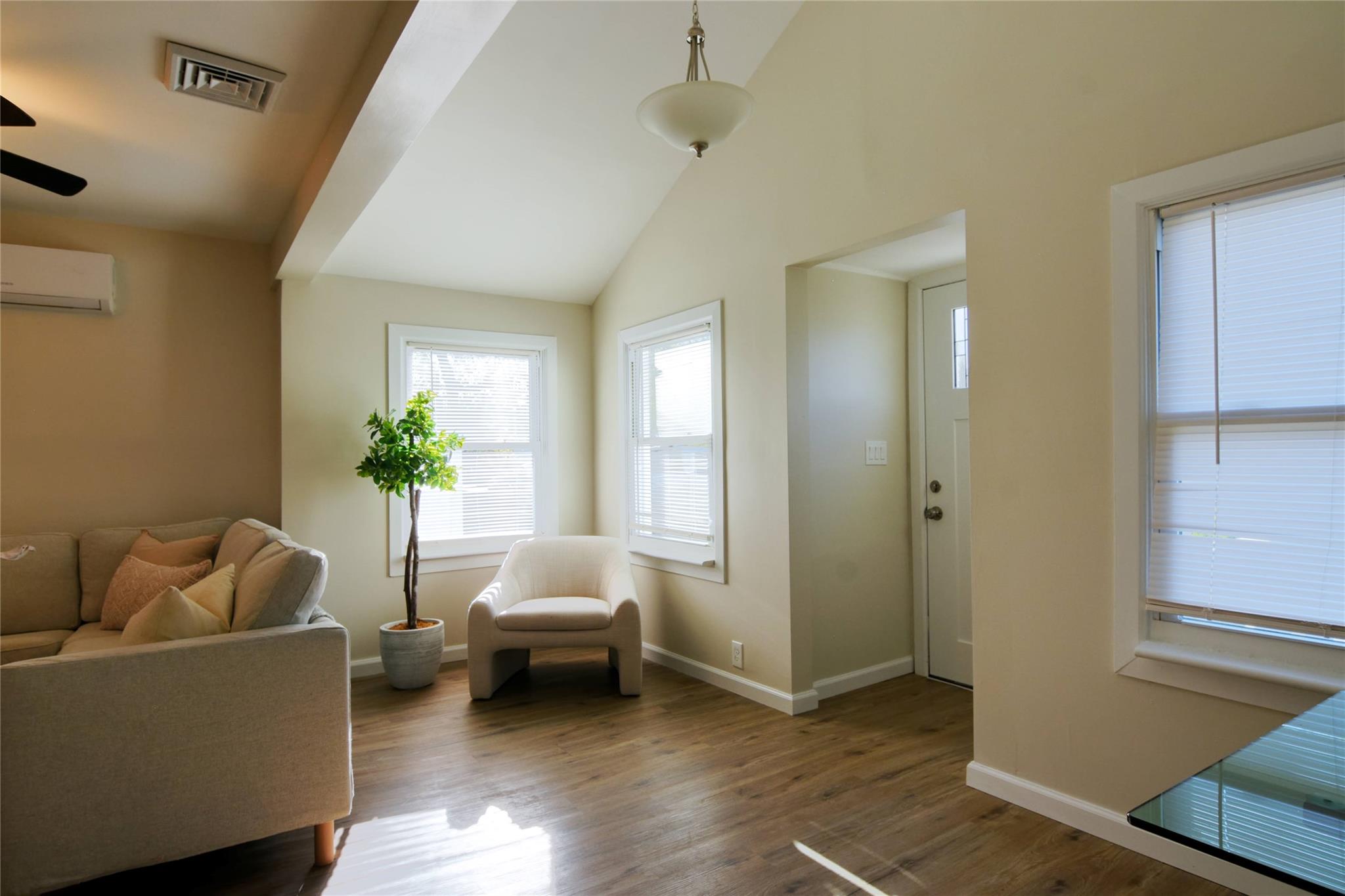 18 Cedar Road, Mastic Beach, New York image 12