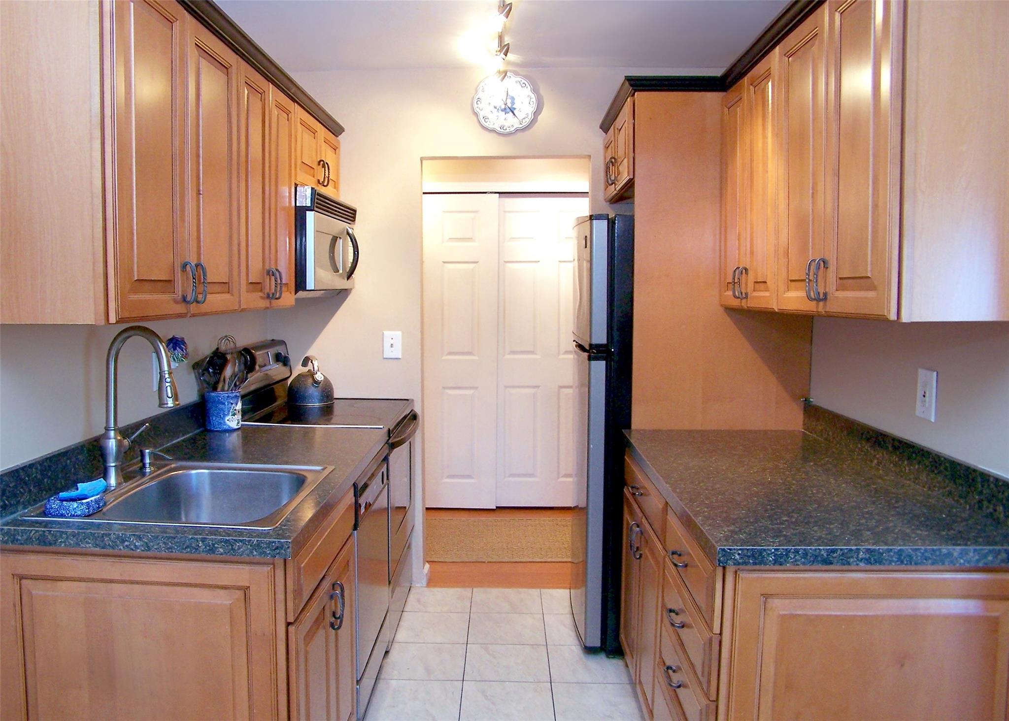263 River Avenue #52, Patchogue, New York image 9