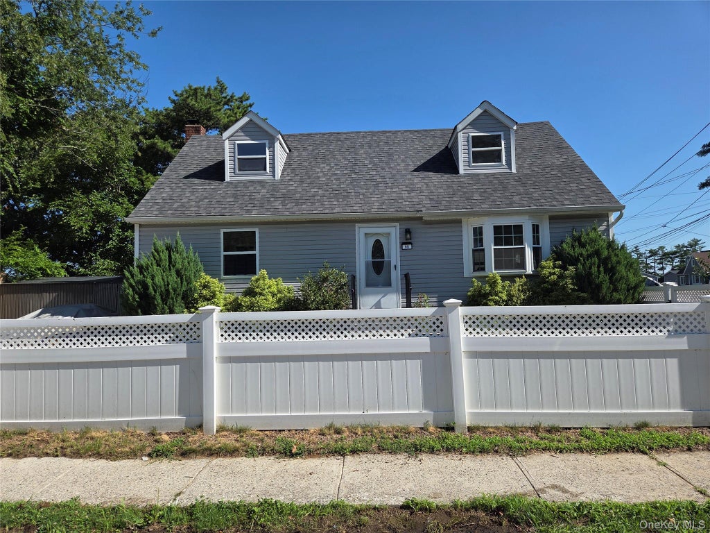 Photo of 85 Schleigel Boulevard, South Farmingdale, NY 11735 (MLS # 1024776)