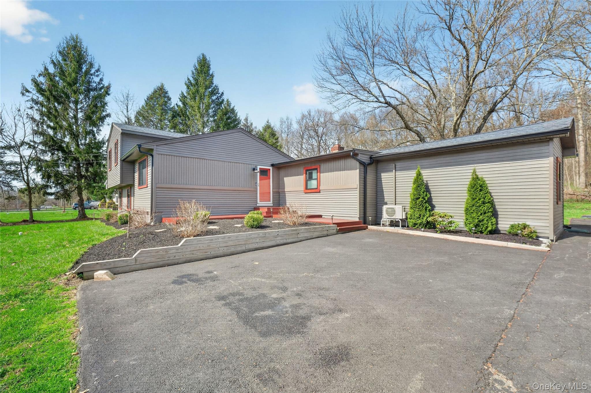 457 Forest Road