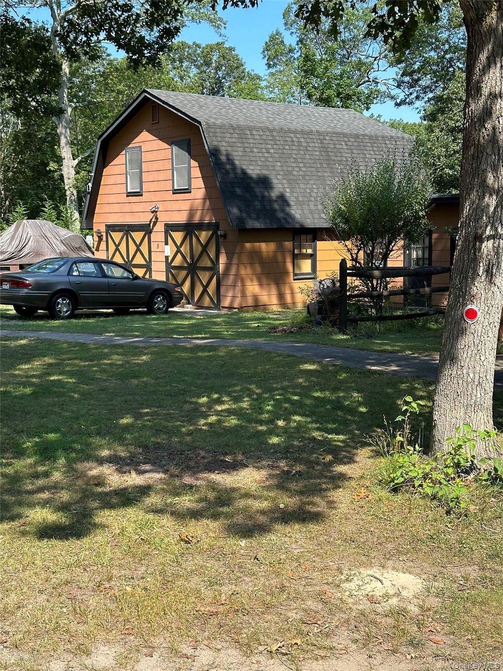 Photo of 5 Avon Lane, Middle Island, NY 11953 (MLS # 923067)