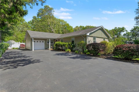 Homes For Sale - 75 Summit Drive<br/> Smithtown, NY 11787