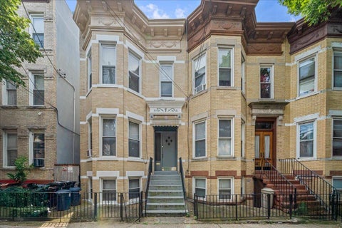 Featured picture for the property 887977