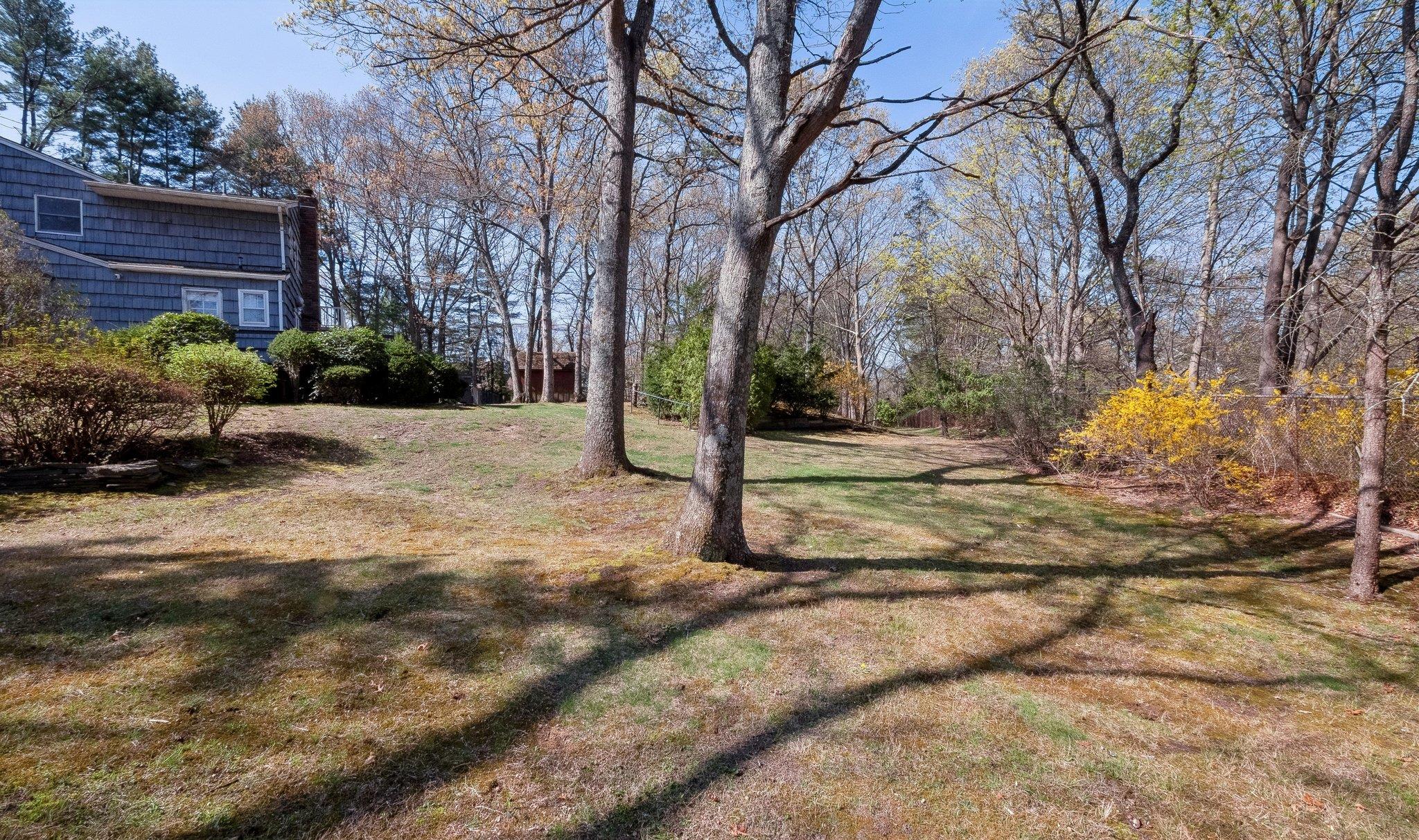 4 N Penn Court, Dix Hills, Florida image 39