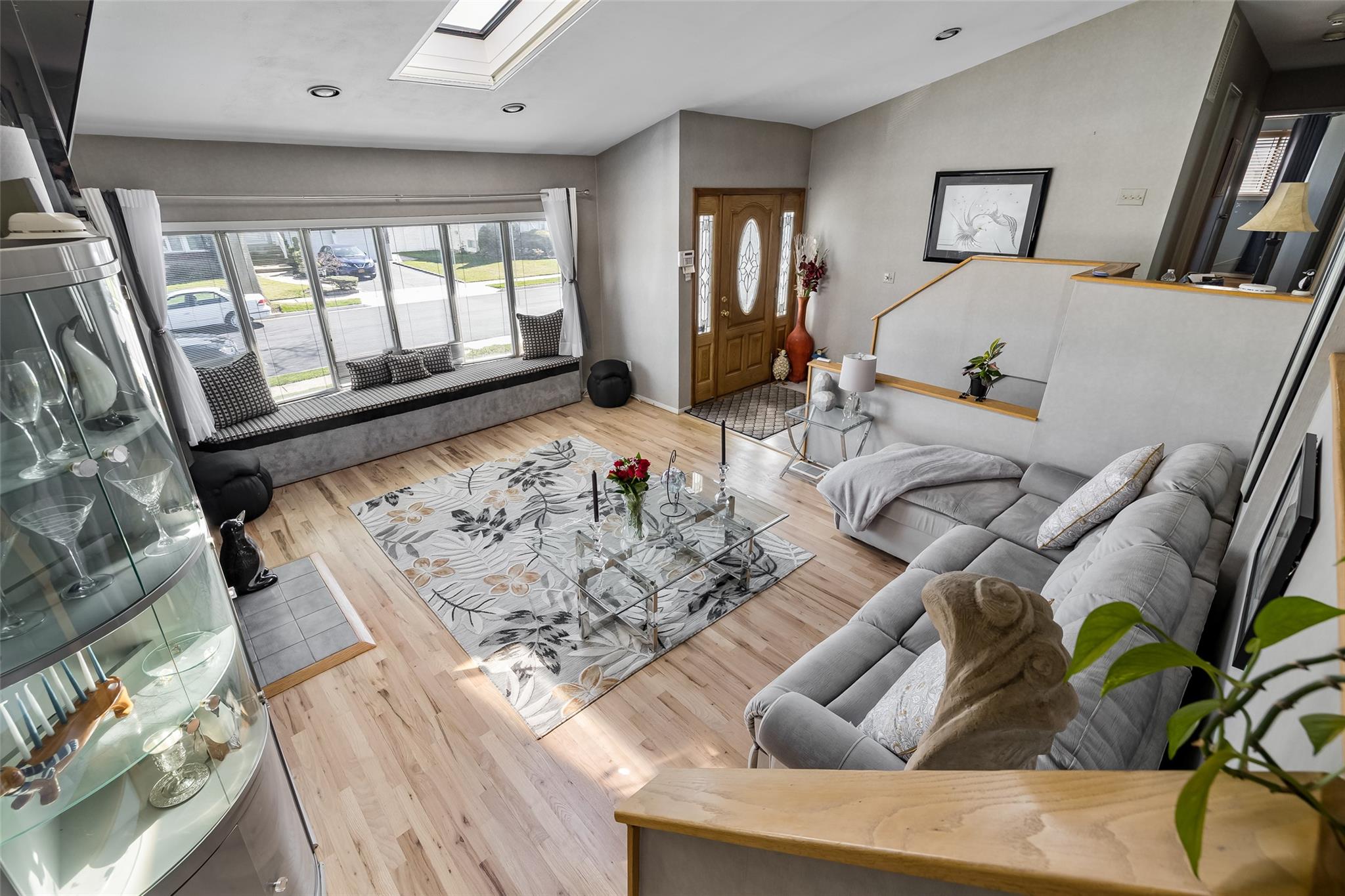2479 Kerry Lane, Bellmore, New York image 6