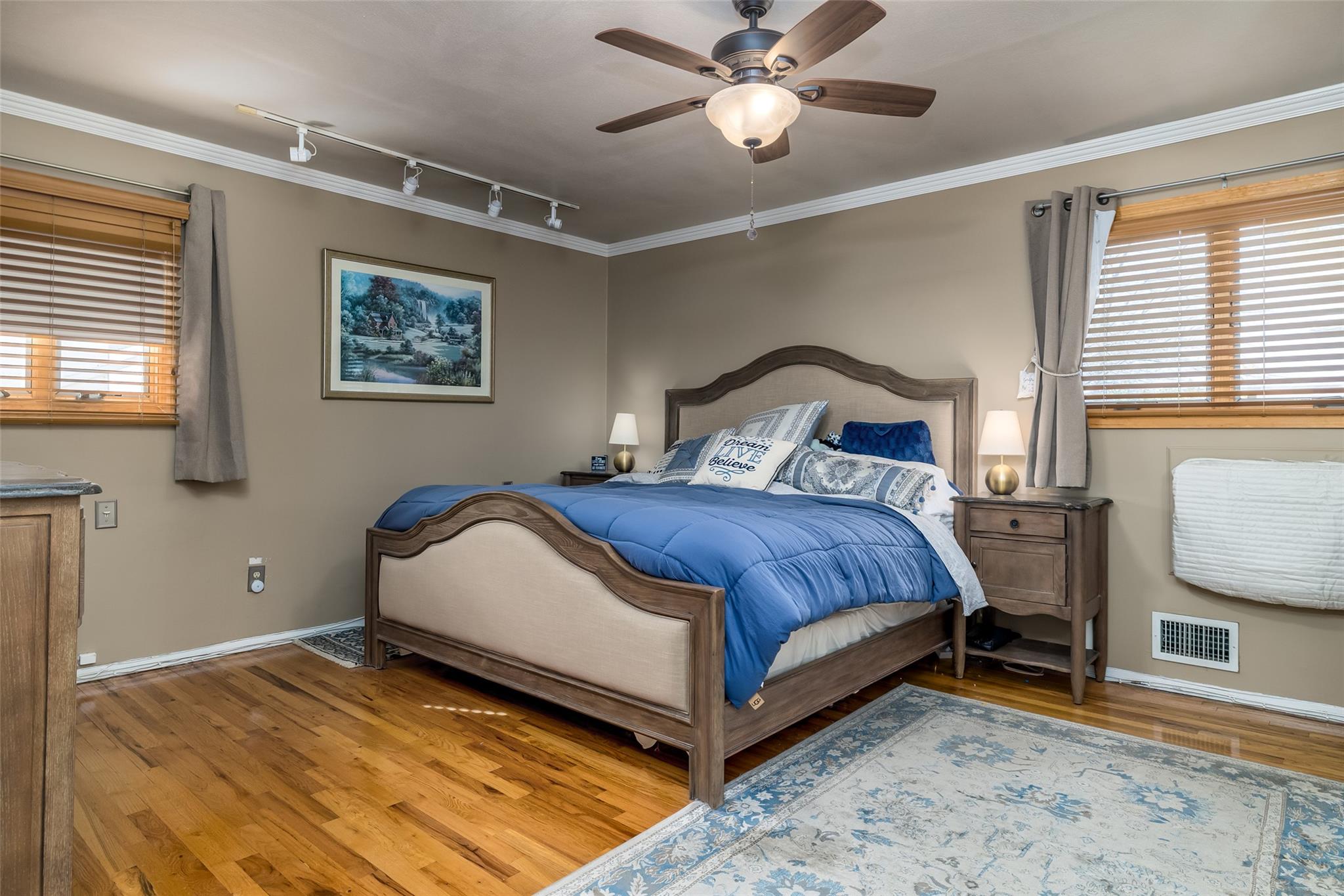 2479 Kerry Lane, Bellmore, New York image 12