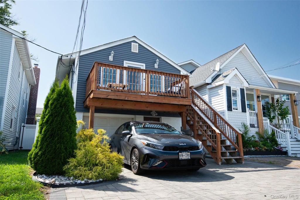 Photo of 3281 Tierney Place, Bronx, NY 10465 (MLS # 1043678)