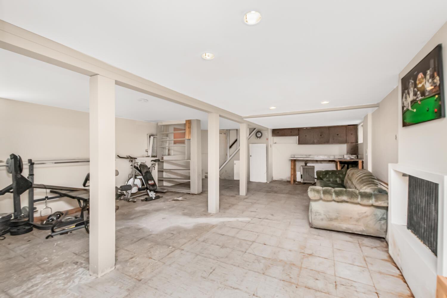123 Glover Avenue, Yonkers, New York image 16