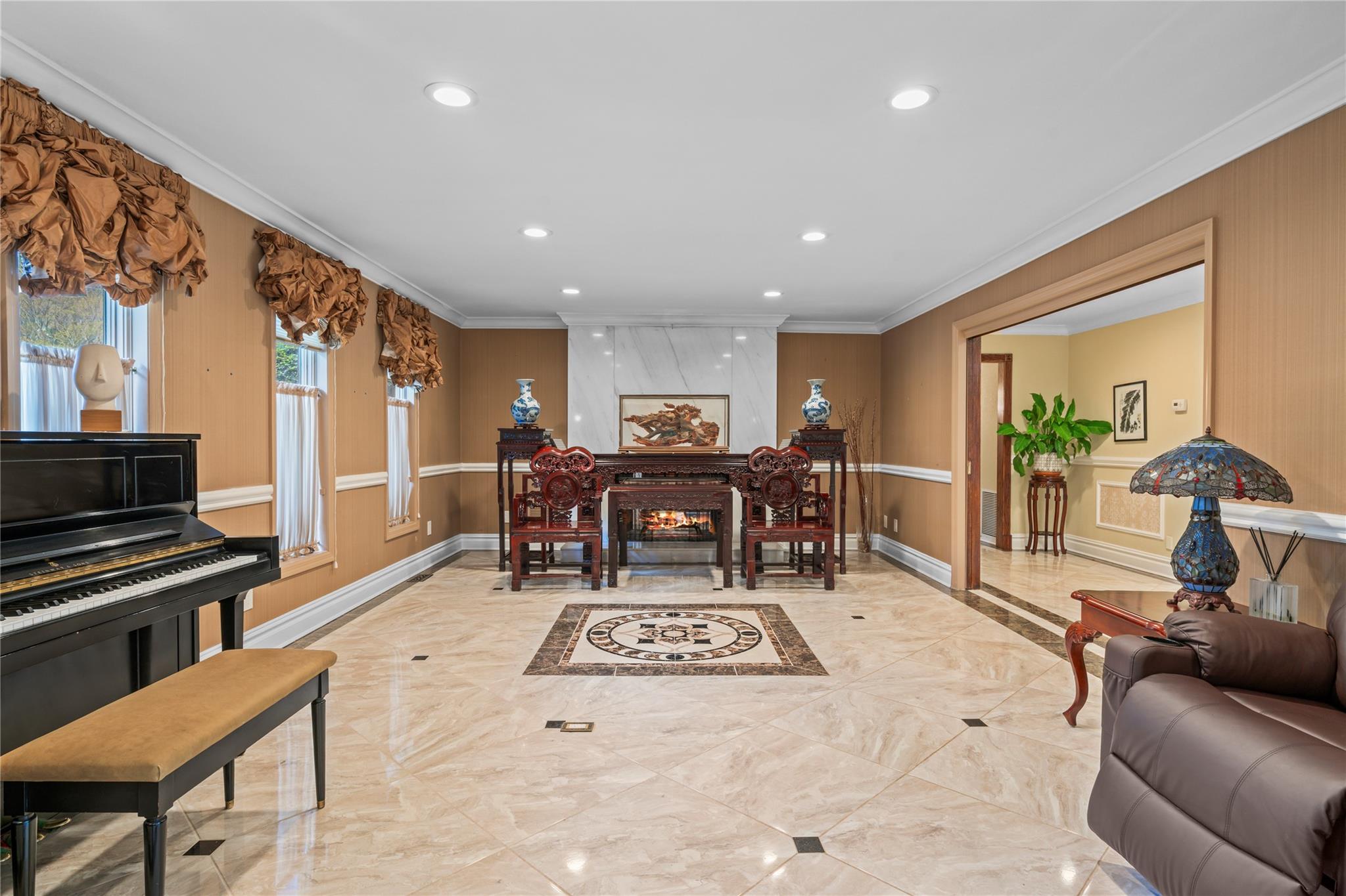 8 Trusdale Drive, Old Westbury, New York image 14