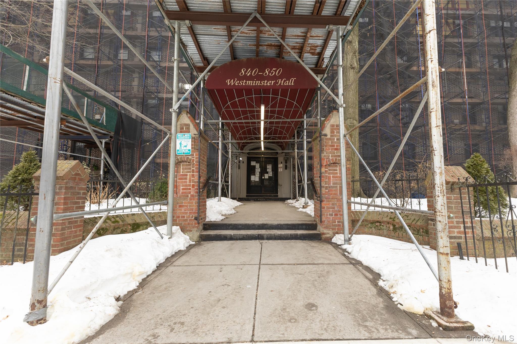 850 Saint Marks Avenue 4C