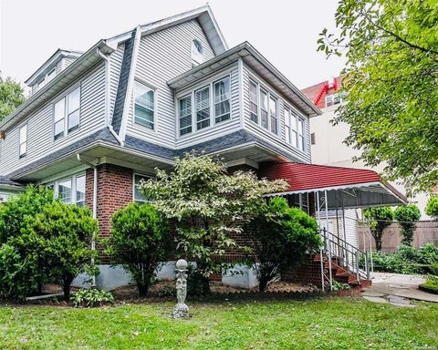 Homes For Sale - 33-02 Parsons Boulevard<br/> Flushing, NY 11354