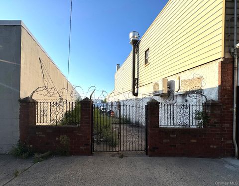 Vacant Land For Sale - 92-17 Liberty Avenue<br/> Ozone Park, NY 11417
