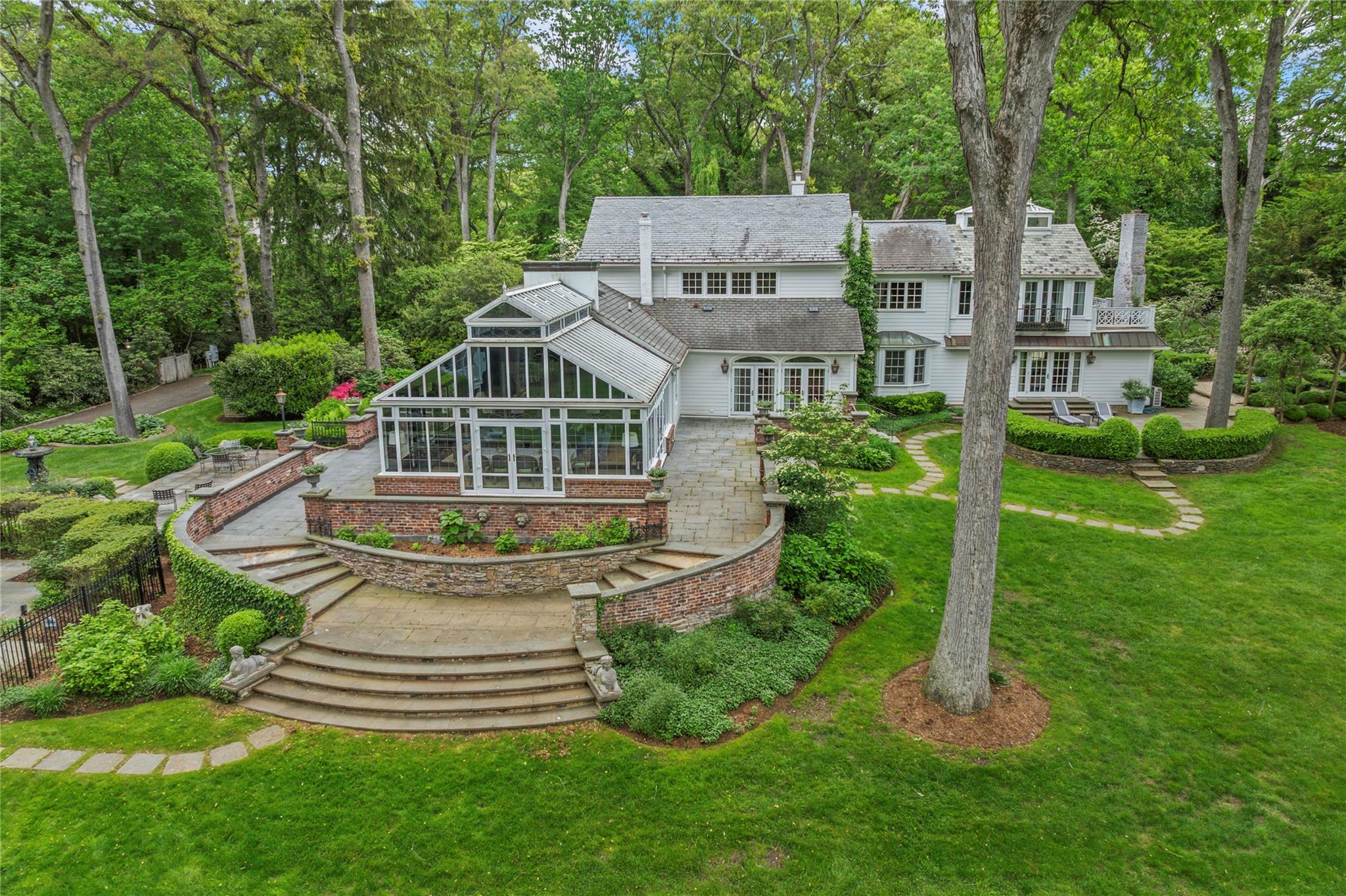 161 Piping Rock Road, Locust Valley, New York image 38