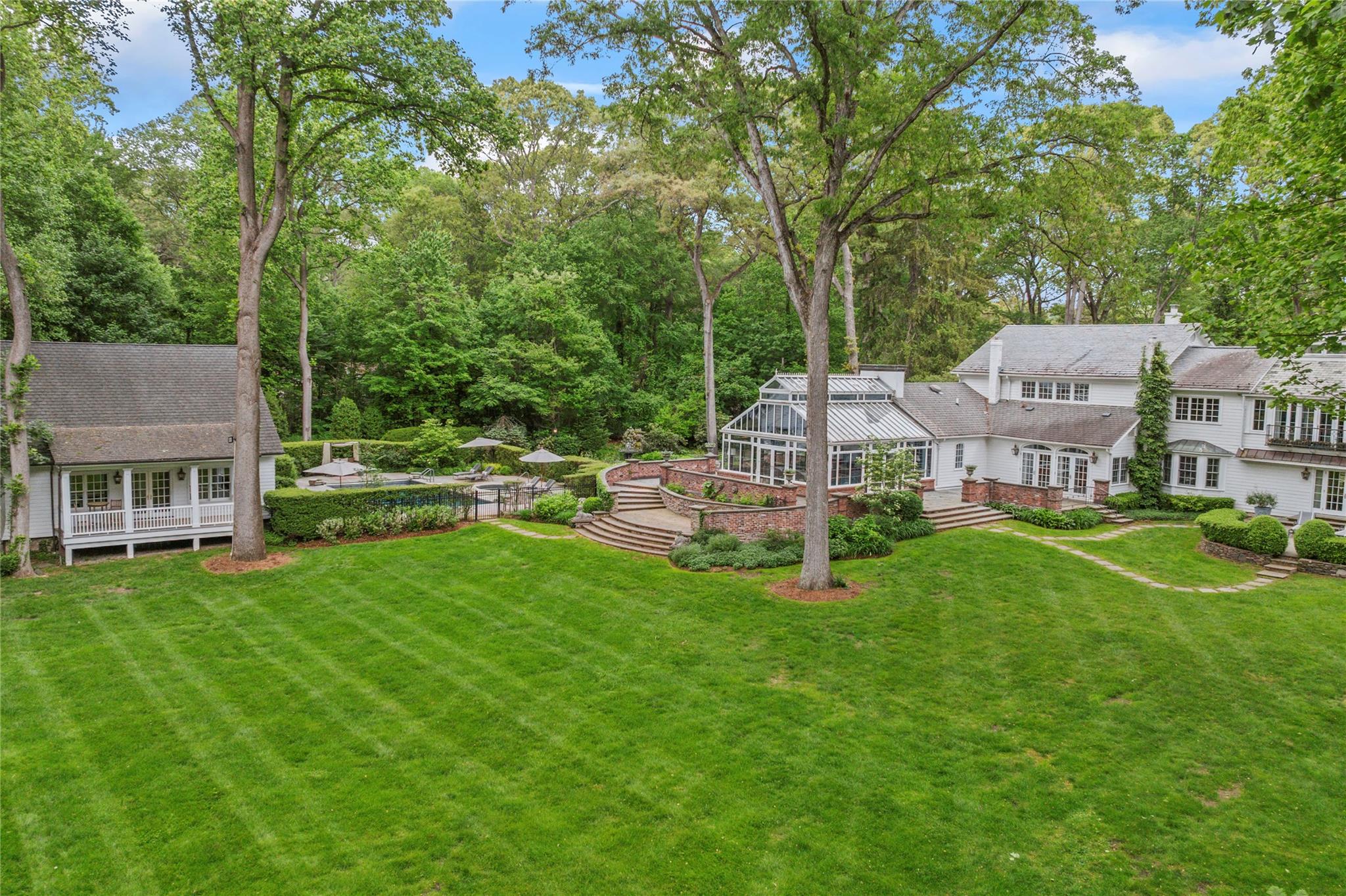 161 Piping Rock Road, Locust Valley, New York image 41