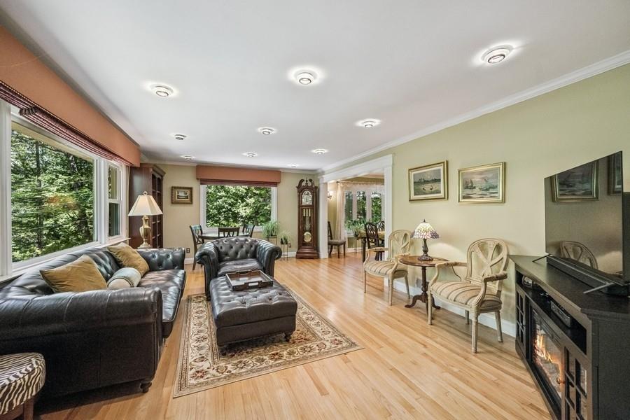 76 Stony Hollow Road