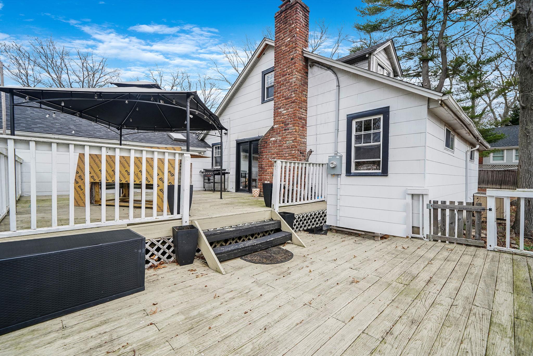 110 Upton Drive, Sound Beach, New York image 39