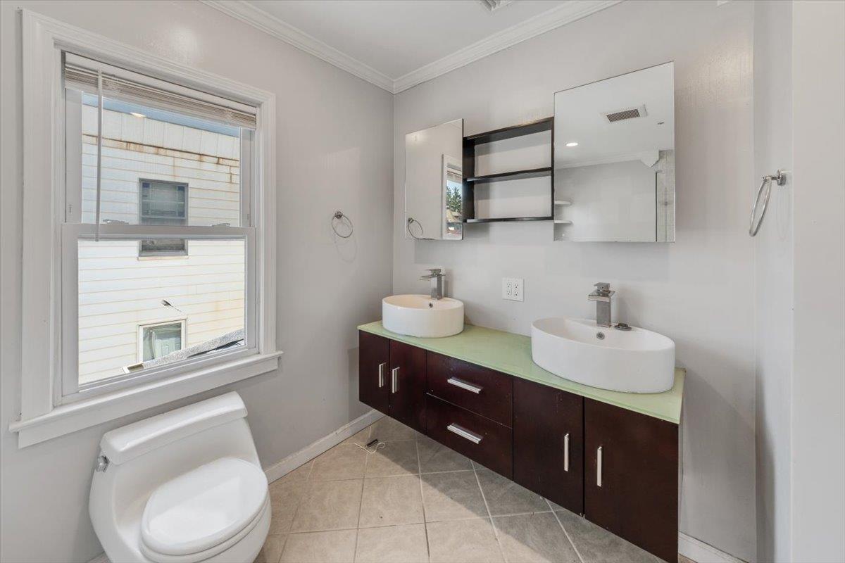 118 N Regent Street, Port Chester, New York image 22