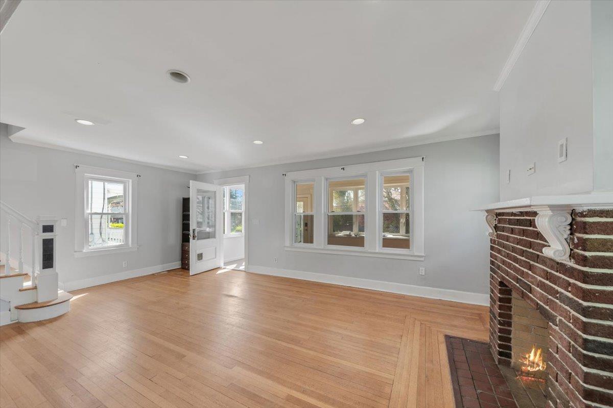 118 N Regent Street, Port Chester, New York image 8