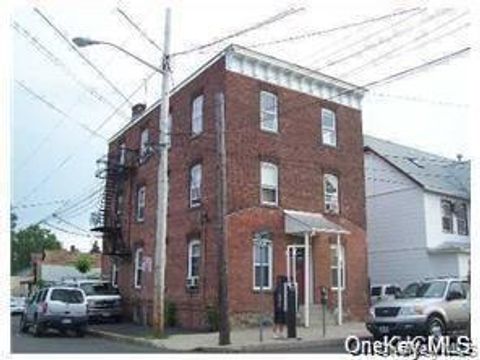 Apartment For Rent - 8 Franklin Avenue #1<br/> Pearl River, NY 10965