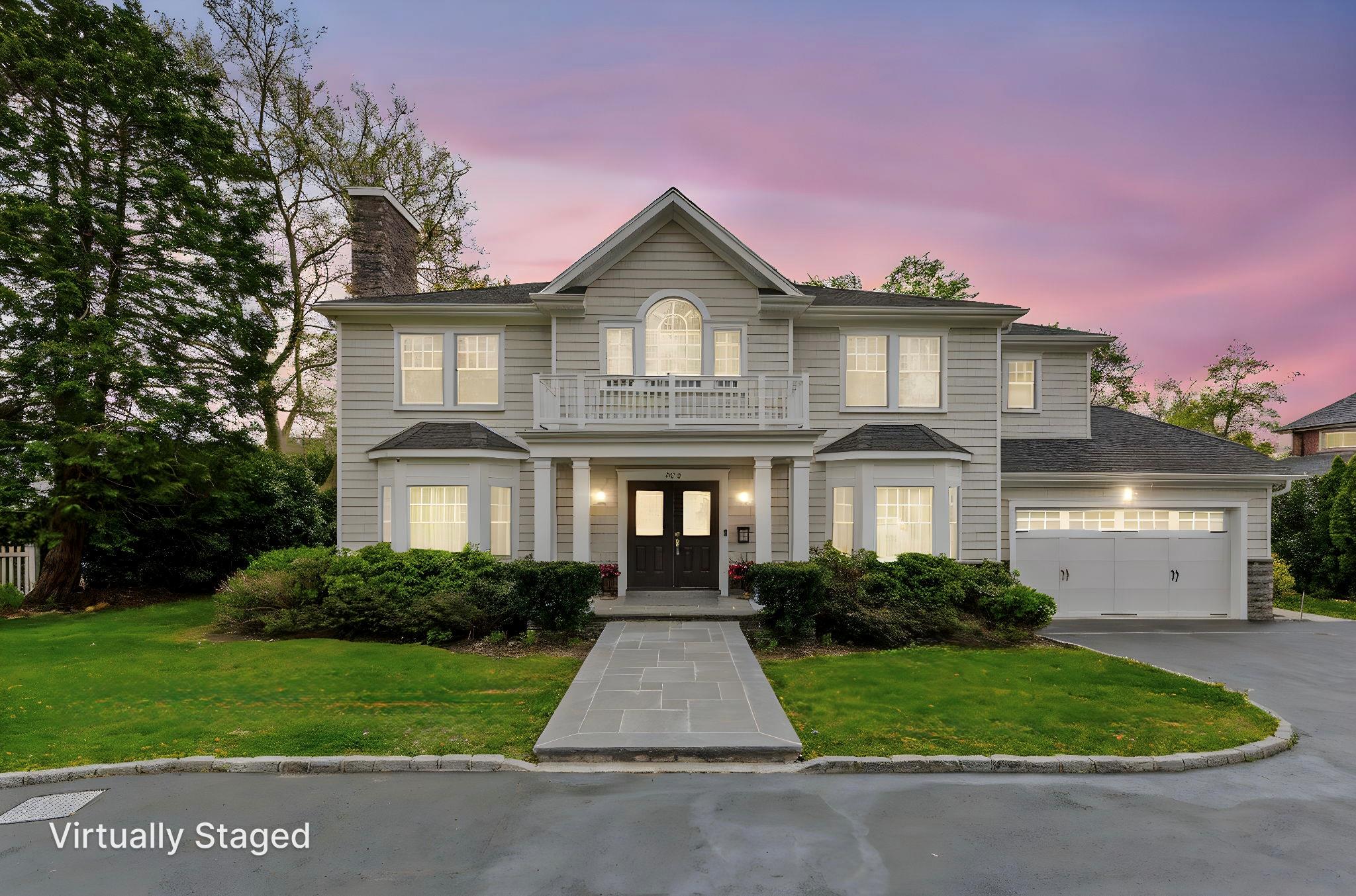 375 I U Willets Road, Roslyn Heights, New York image 1