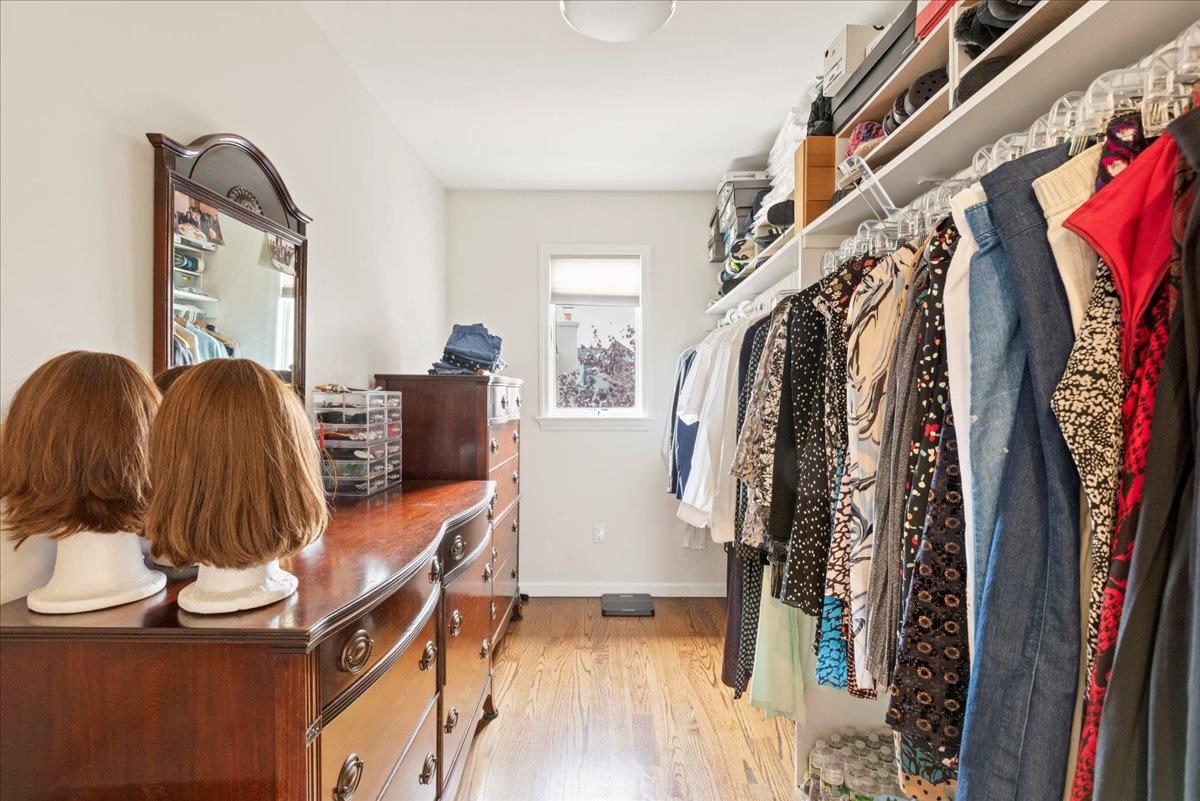 14 Soloff Boulevard, Inwood, New York image 10