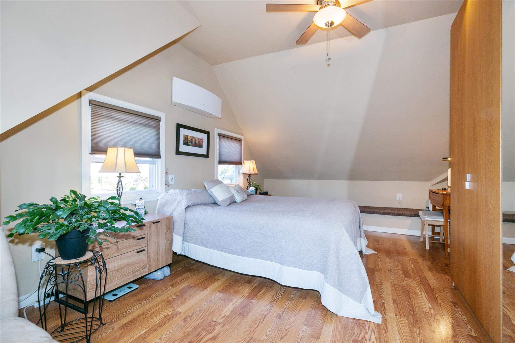 39 Mallard Road, Levittown, New York image 22