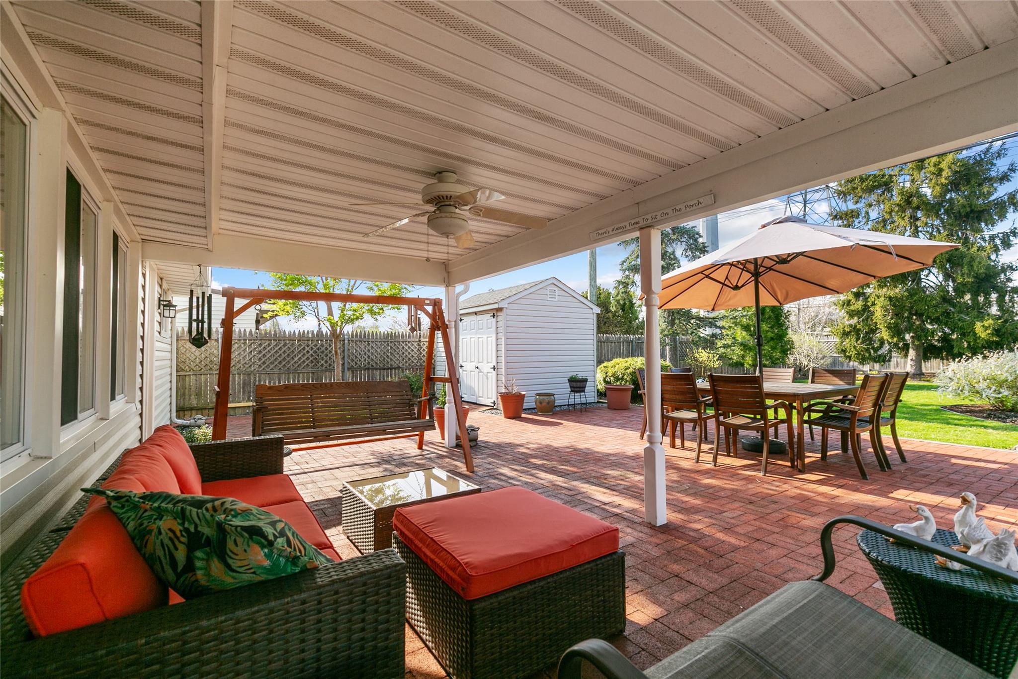 39 Mallard Road, Levittown, New York image 4